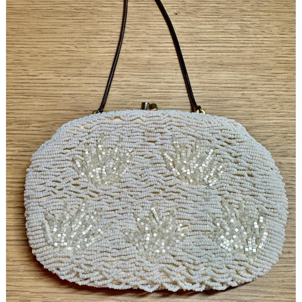 Vintage Handmade Hong Kong White Beaded Evening Purse Kiss Lock Clutch